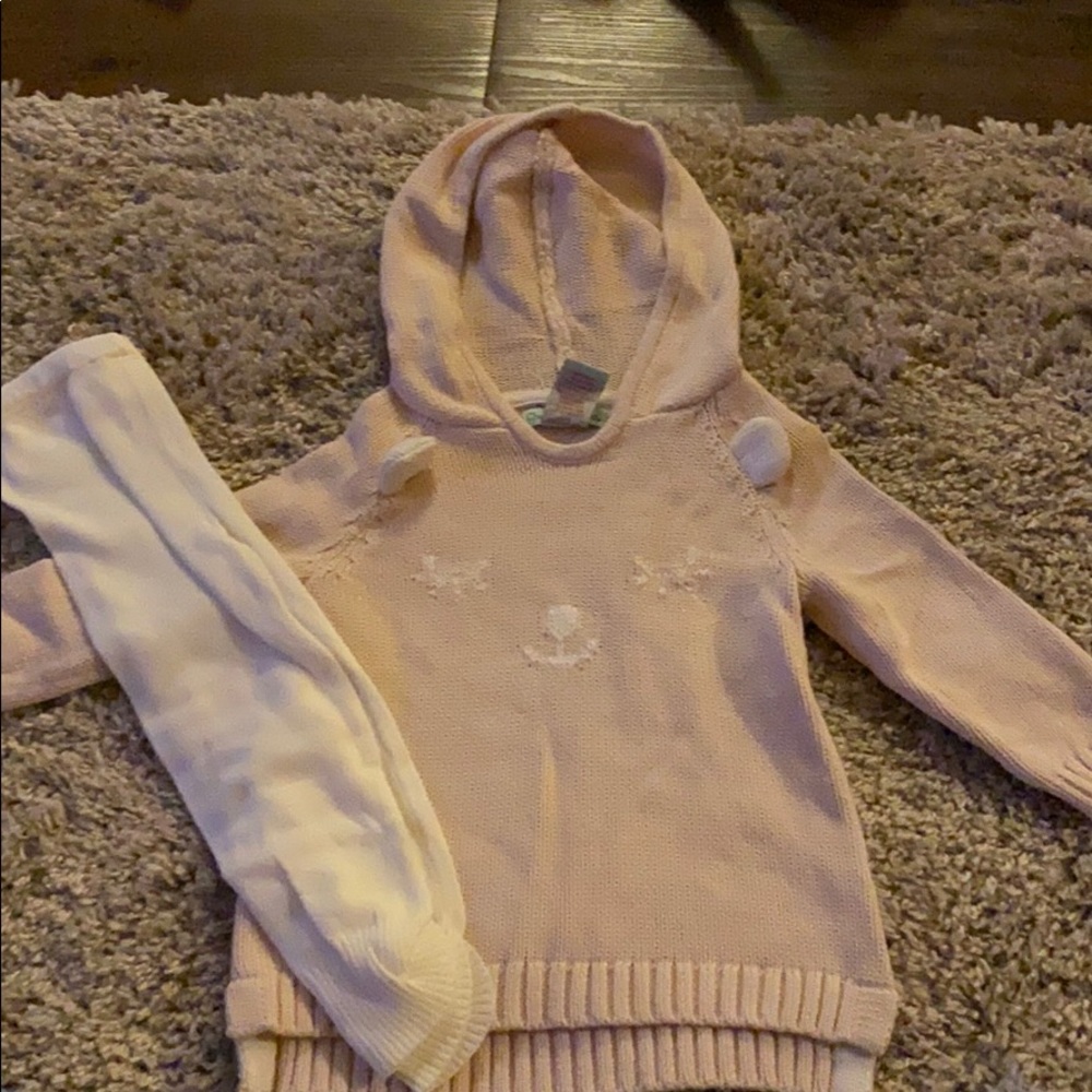 Little girls sweater with hood and leggings